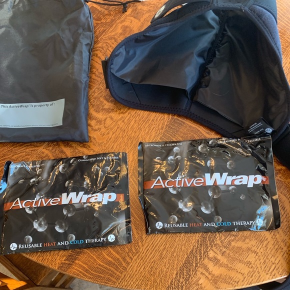 Activewrap shoulder hot/cold size small/medium. - Picture 2 of 6